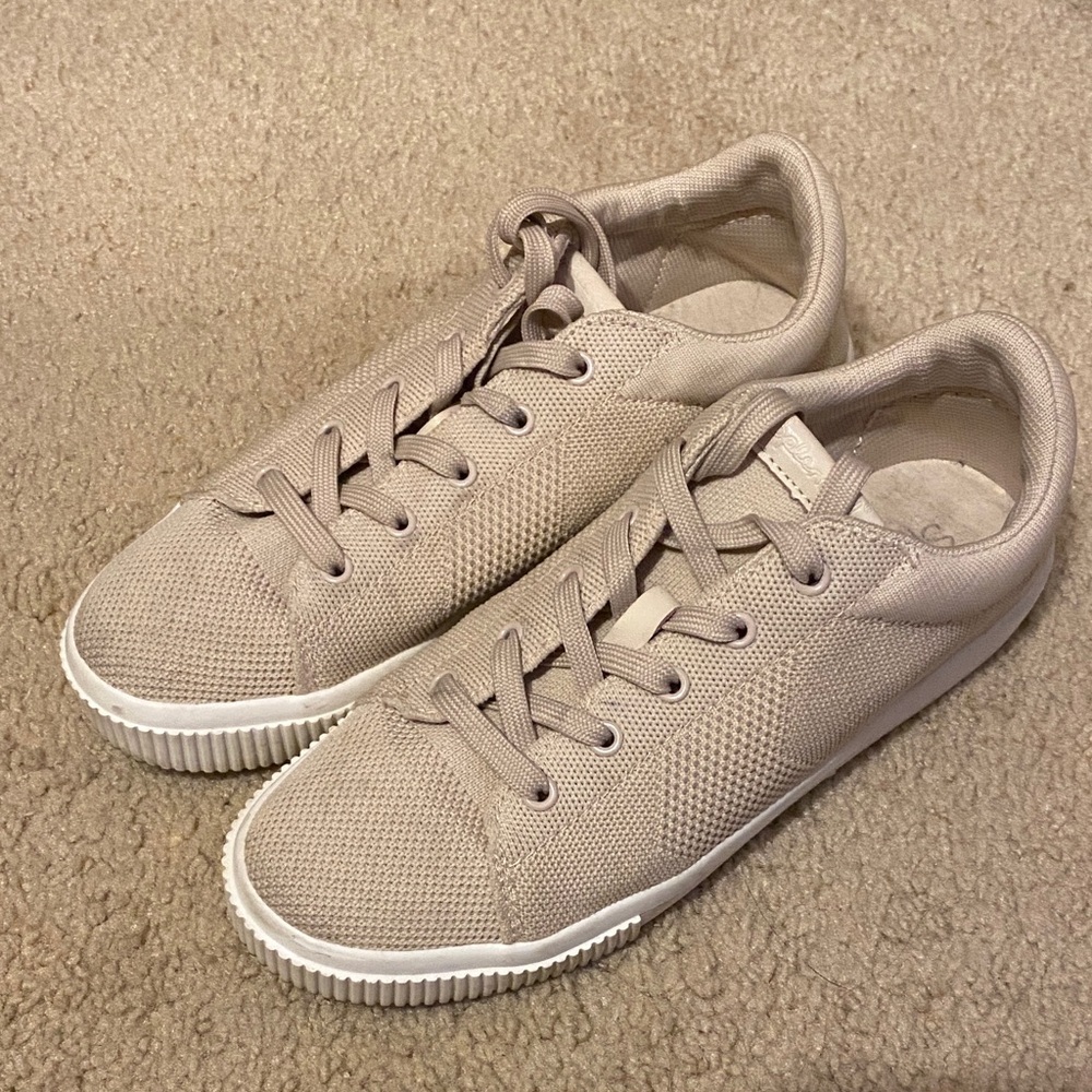 Splendid Tan Women's Sneakers